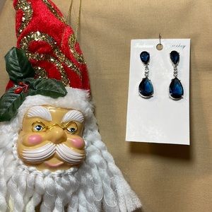 💙🩶Faux Sapphire & Silver Pierced Earrings🩶💙 NWOT